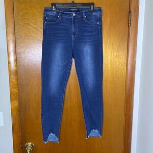 Liverpool The Hugger Ankle. Size 12/31